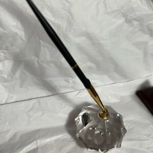 Lead crystal paperweight and pen holder